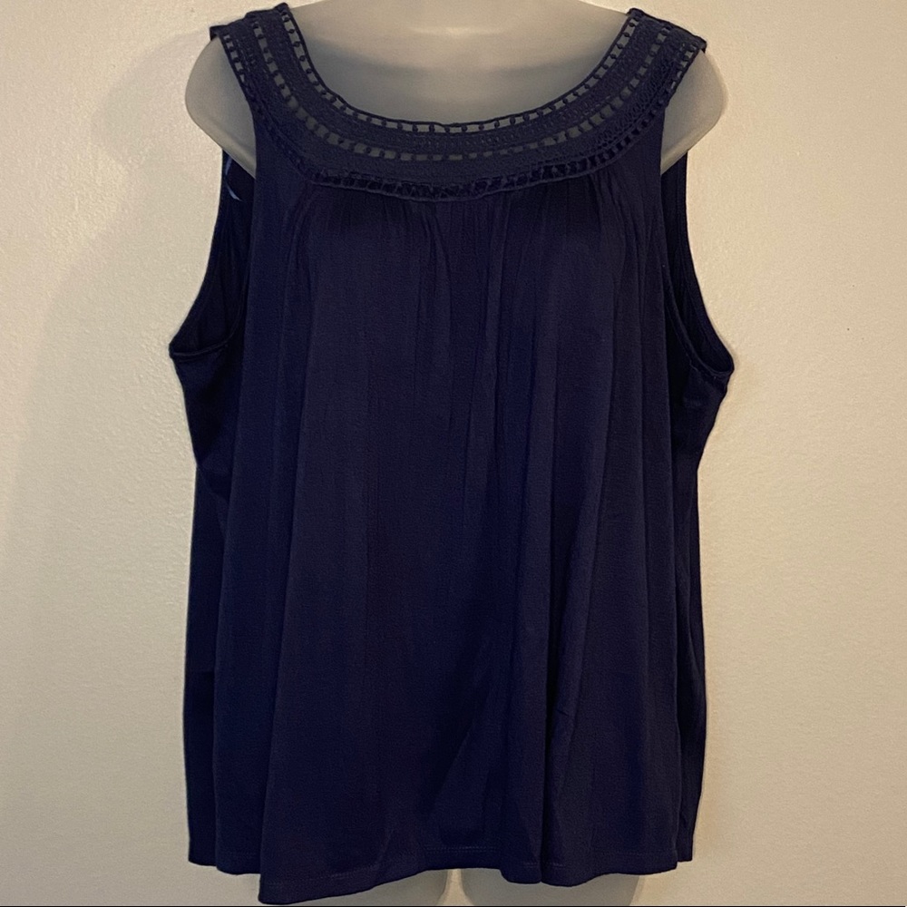 Carolyn Taylor blue top XL